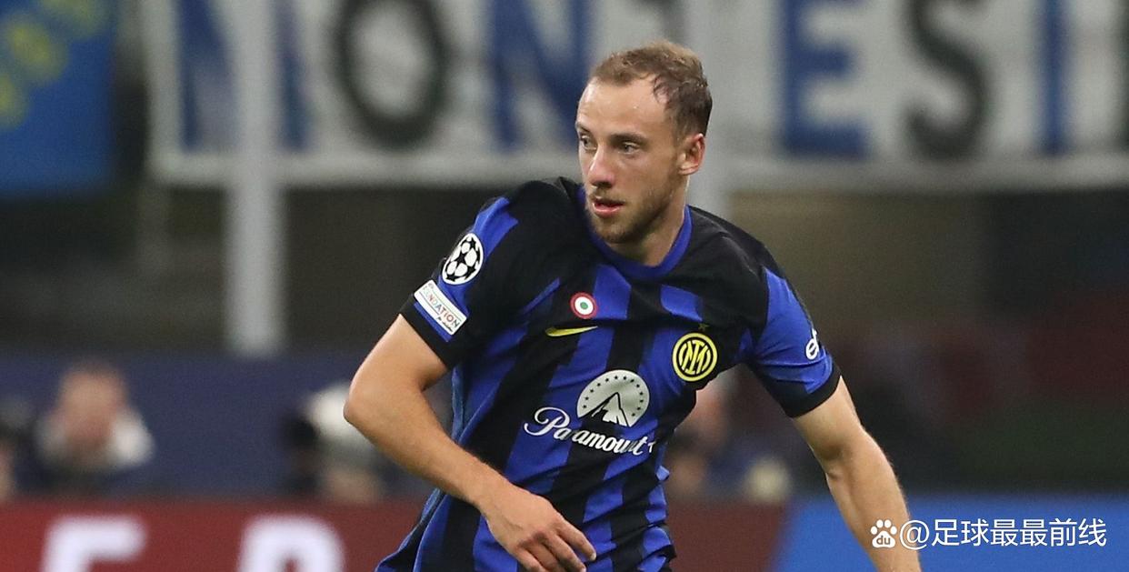 北京国安玄学加持？罕见：河南球迷震撼出征，大量聚集在候车厅