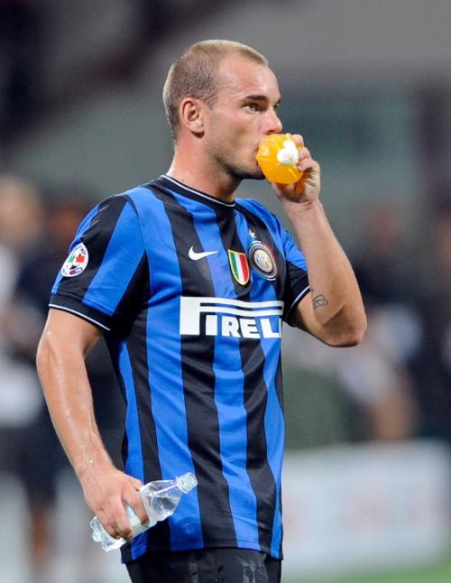 每体：众多欧洲球队有意王钰栋，最终目的地可能是英超或德甲（每体：王钰栋获多家欧洲球队青睐，或将加盟英超或德甲）