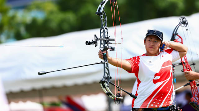 2.5倍!英超转播收入远高于西甲 皇马巴萨不如蜜蜂马竞难比副班长（英超转播收入高出西甲2.5倍：皇马巴萨不及蜜蜂，马竞难敌英超副班长）