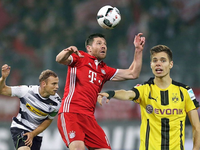 打进个人赛季德甲首球，丘库埃梅卡当选多特客战汉堡全场最佳（收获赛季德甲处子球，丘库埃梅卡荣膺多特客场战汉堡全场最佳）