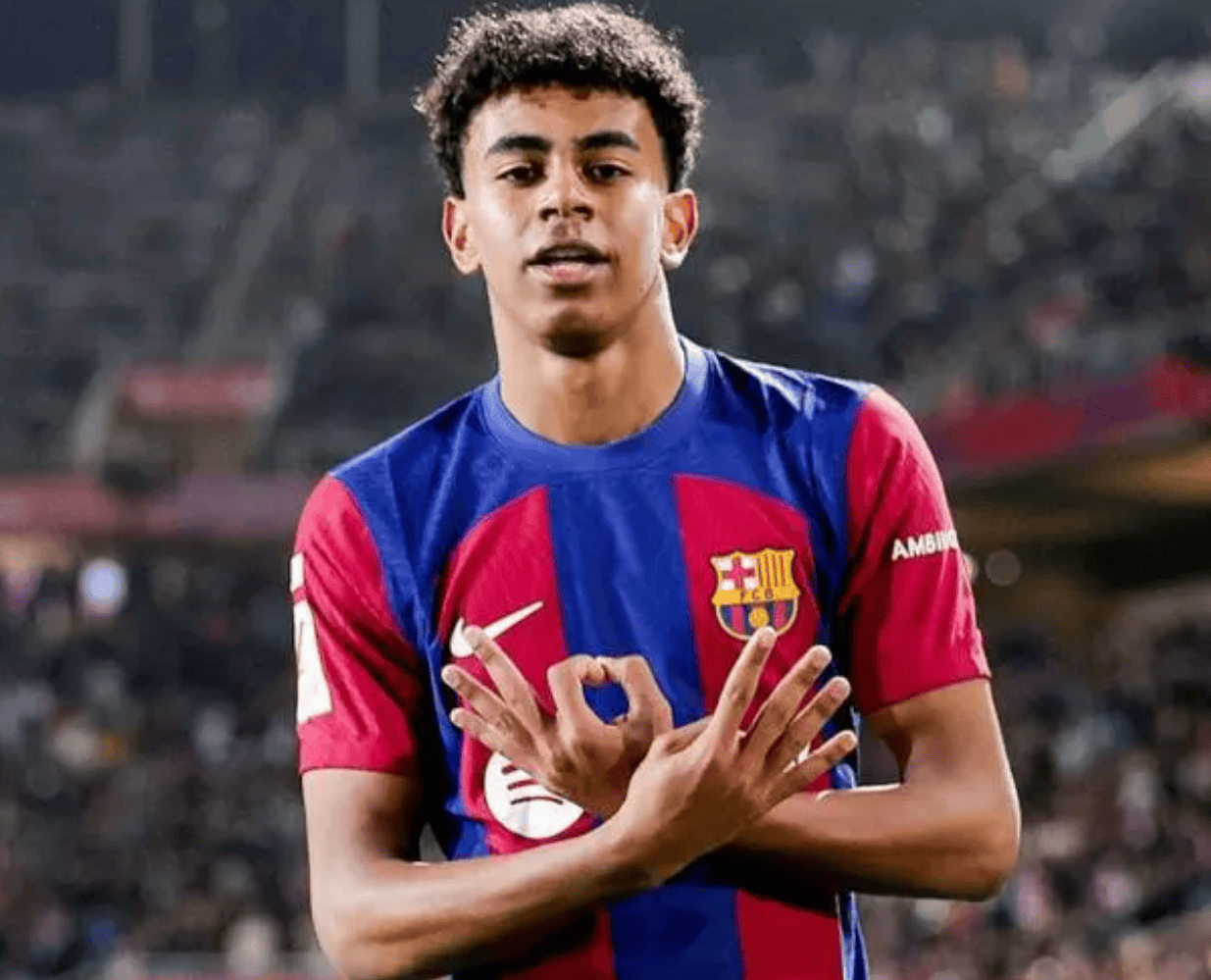 全市场：意甲多家俱乐部有意齐尔克泽，曼联尚未批准其离队（全市场：意甲多队追逐齐尔克泽，曼联暂未同意放行）