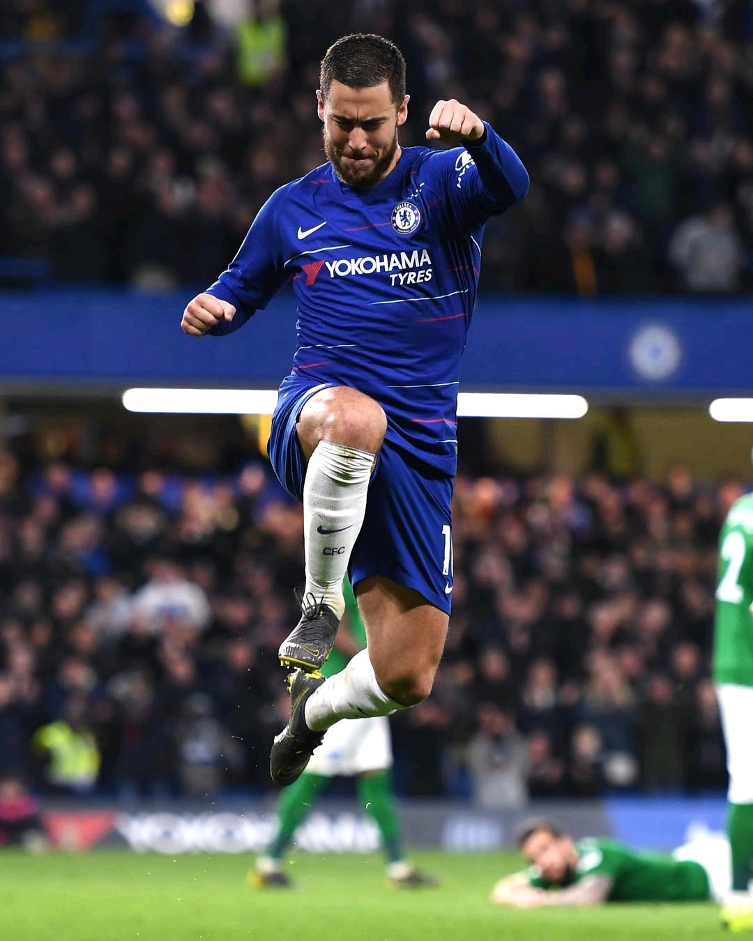 54球追平2015年的C罗，姆巴佩升至皇马球员自然年进球榜第四（姆巴佩54球追平C罗2015纪录，升至皇马球员自然年进球榜第4位）